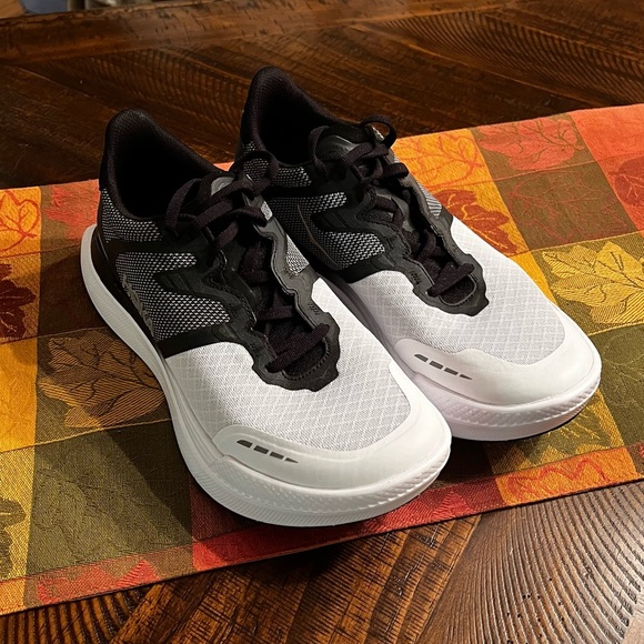 Hoka One One Shoes - Unisex Hoka Transport X